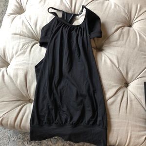 Black Lululemon tank
